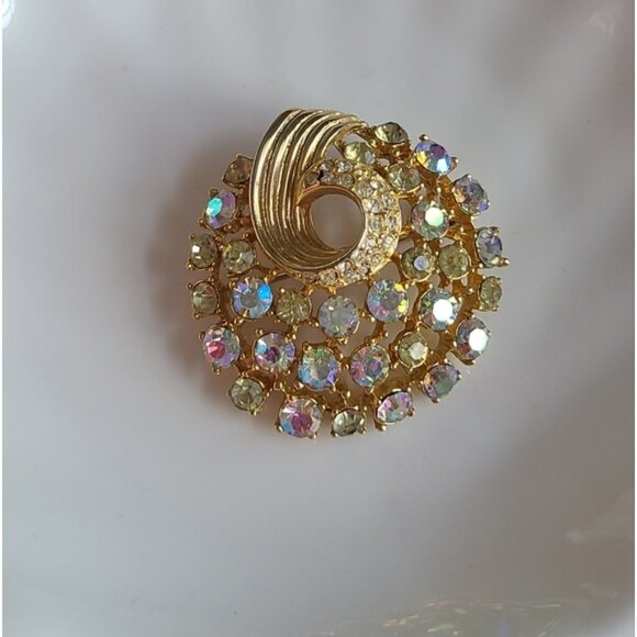Vintage Gold Tone Boho Aurora Borealis Crystal Rhinestone Swirl Brooch Pin - Picture 4 of 7